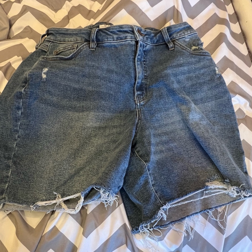Women’s size 14 denim shorts